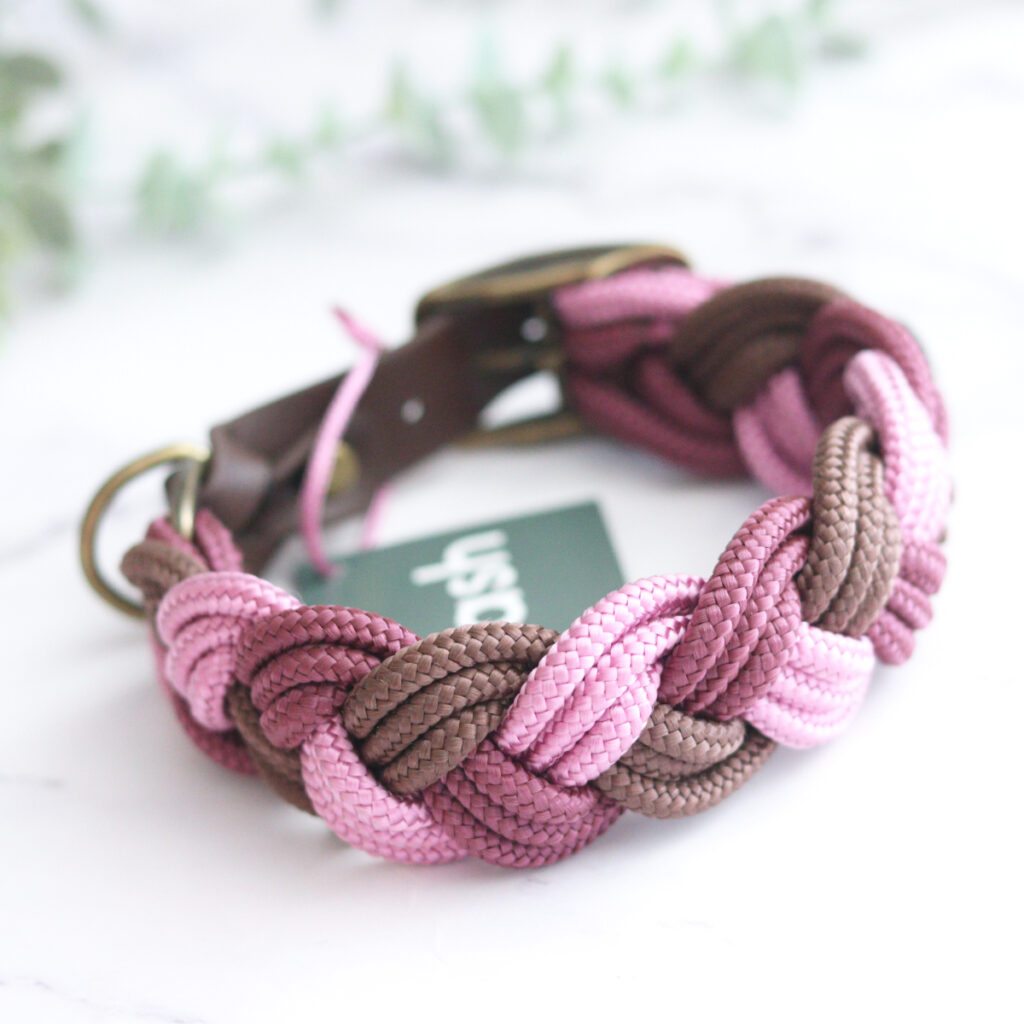 gevlochten halsband | Aubergine / baby roze / bruin